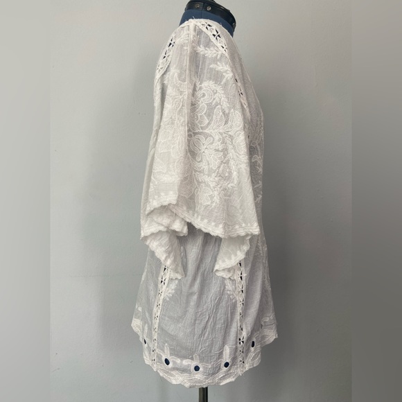 Embroidered Blouse - Picture 4 of 4